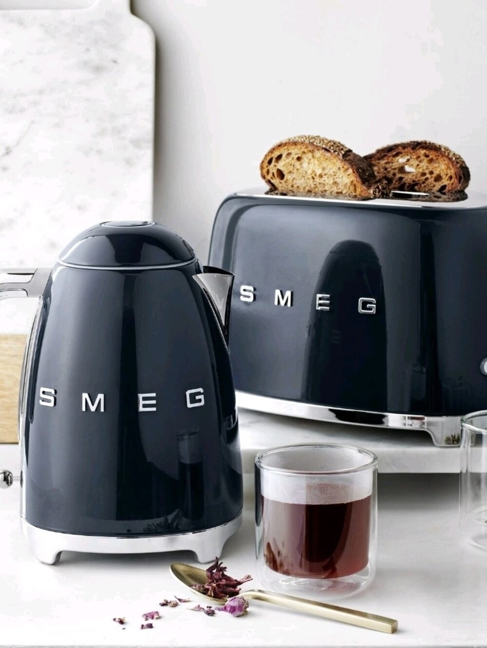 SMEG Retro Toaster & Water Kettle Navy Blue New